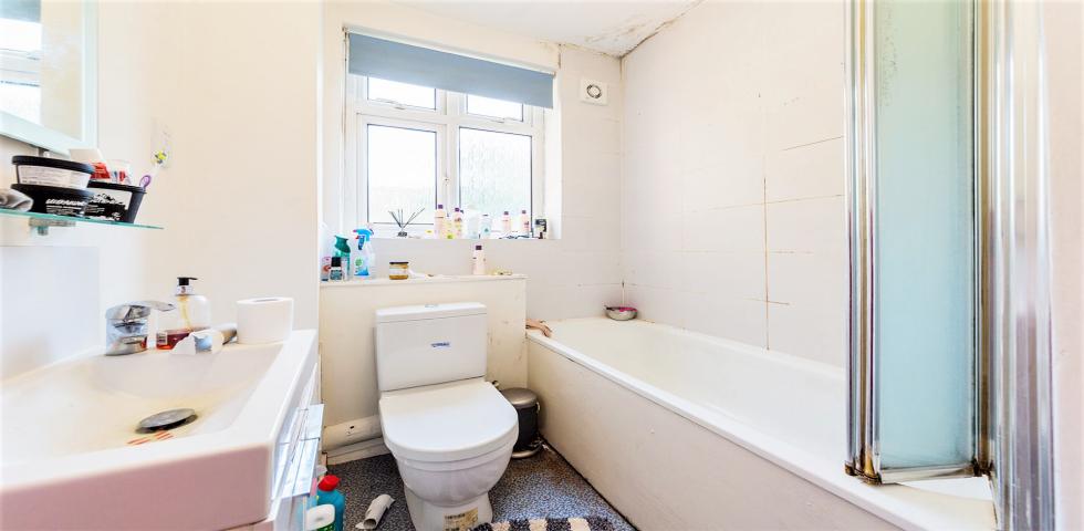 			2 Bedroom, 1 bath, 1 reception Flat			 The Avenue, KILBURN